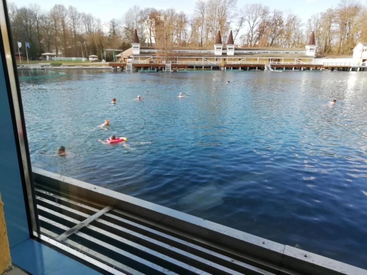 Marietta Apartman Hévíz Exteriör bild