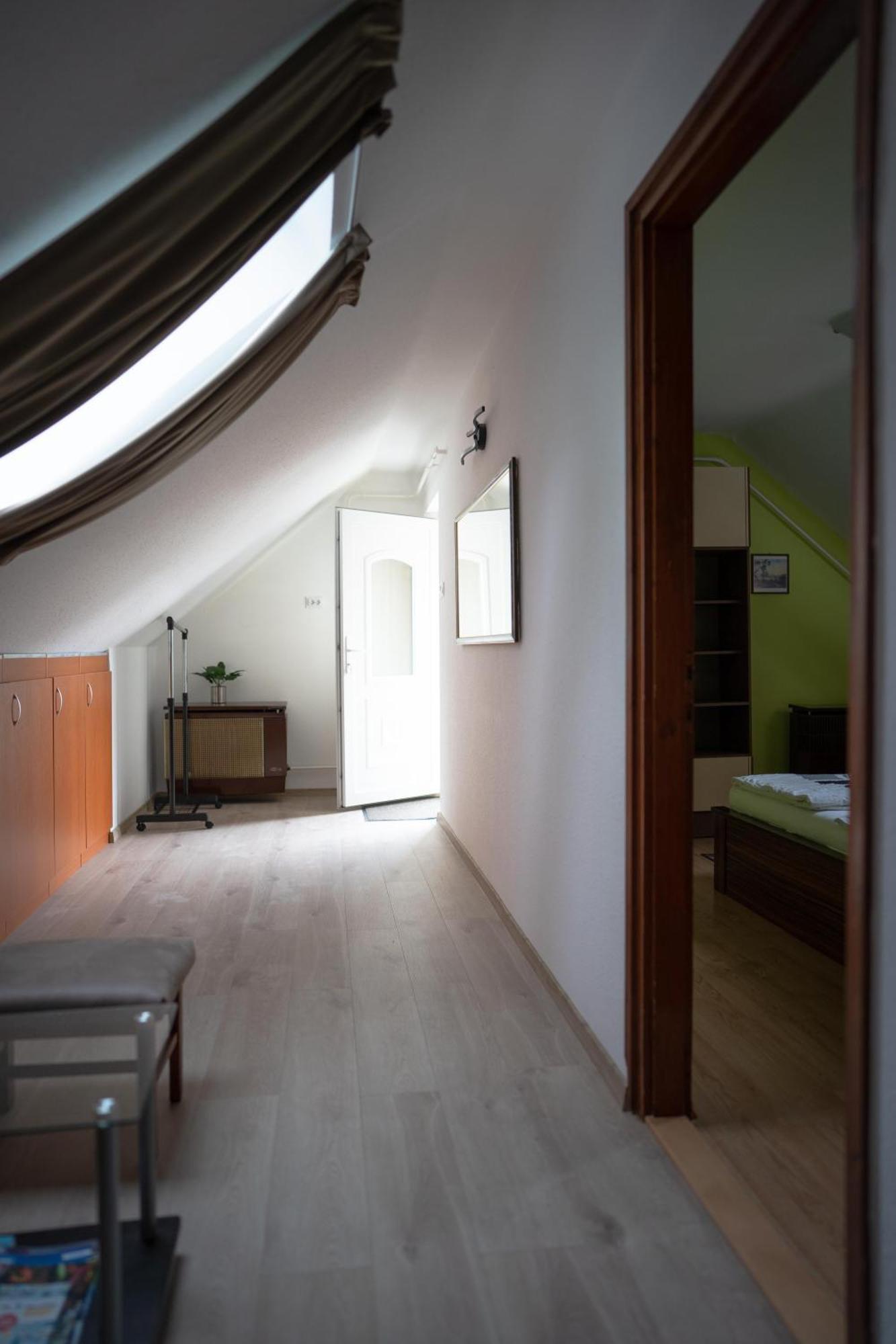 Marietta Apartman Hévíz Rum bild